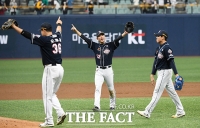 [TF포토] 김재호, '오늘은 내가 주인공!'