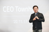  박정호 SKT 사장 '서울·부산·해외서 한 팀으로 근무 가능'