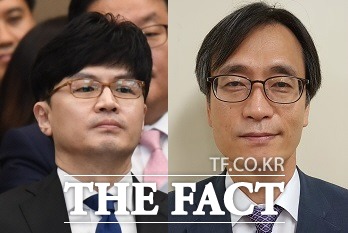 20일 한동훈(왼쪽) 검사장의 휴대전화를 압수수색하는 과정에서 한 검사장을 폭행한 혐의로 재판에 넘겨진 정진웅 차장검사의 재판이 시작됐다. /더팩트 DB