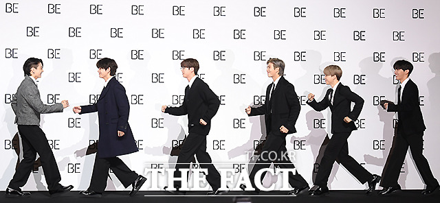 제이홉(가장 오른쪽)은 형이 이 자리에 없어서 허전하다. 건강이 제일 큰 목표이자 좋은 것 아닌가 한다. 건강히 활동해야 좋은 모습도 보여드릴 수 있다. 멤버들이 건강 관리를 잘 해서 좋은 모습 보여드릴 수 있는 게 궁극적인 목표라고 말했다. /이새롬 기자