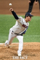 [TF포토] 역투하는 두산 홍건희