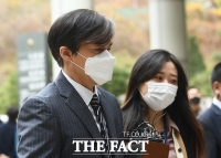 [TF포토] 공판 출석하는 조국 전 장관