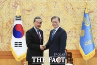  靑 '文대통령, 26일 왕이 中 외교부장 접견'