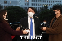 [속보] 업무복귀 윤석열 '헌법정신·법치주의 지키겠다'