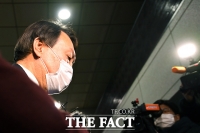  '직무정지, 해임과 마찬가지'…'윤석열 집행정지' 일부 인용