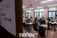 [TF포토] 막바지 공부하는 수험생들