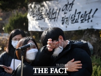 [TF포토] 또 다른 김용균 위로하는 김용균 어머니