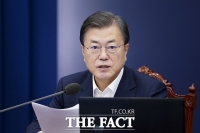  [TF확대경] '첫 사과' 文대통령, 윤석열·검찰개혁 드라이브