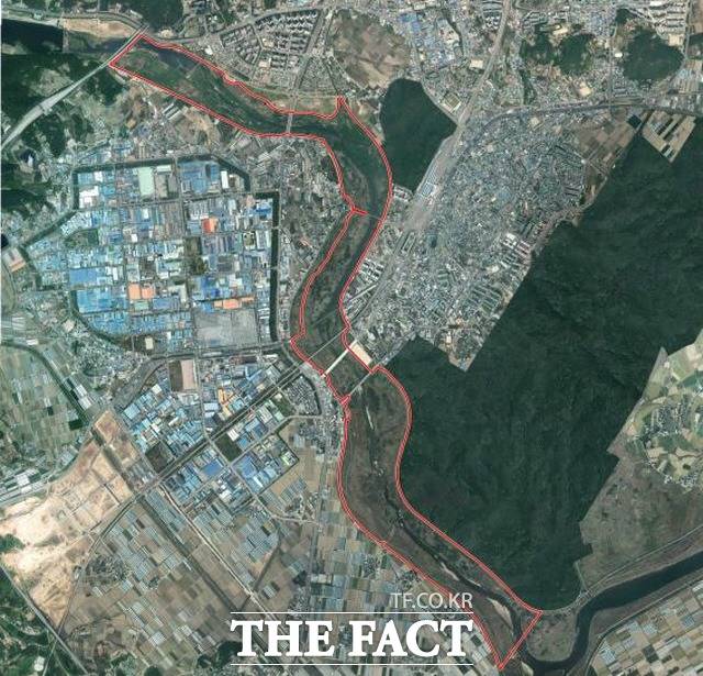 26번째 국가습지로 지정 고시된 지정면적 2.70㎢ 규모의 광주 장록습지 영역(붉은 선 표시)./광주시 제공