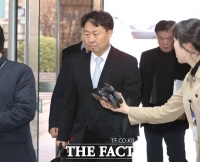  '가습기 살균제' 전 애경·SK케미칼 대표에 금고 5년 구형