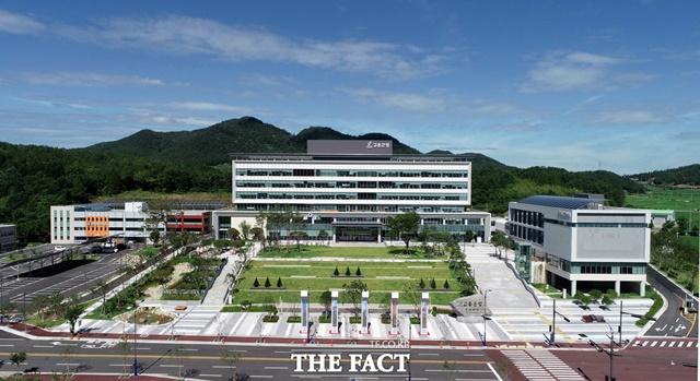 권익위 청렴도 평가에서 3년 연속 최하위 5등급을 받은 고흥군 청사 모습