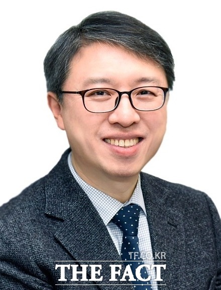 삼성카드가 대주주 중징계로 신사업 추진에 어려움을 겪게 됐다. 영업수익과 시장점유율 감소가 이어지는 가운데 김대환 삼성카드 사장의 위기 대처 능력이 시험대에 올랐다. /삼성카드 제공