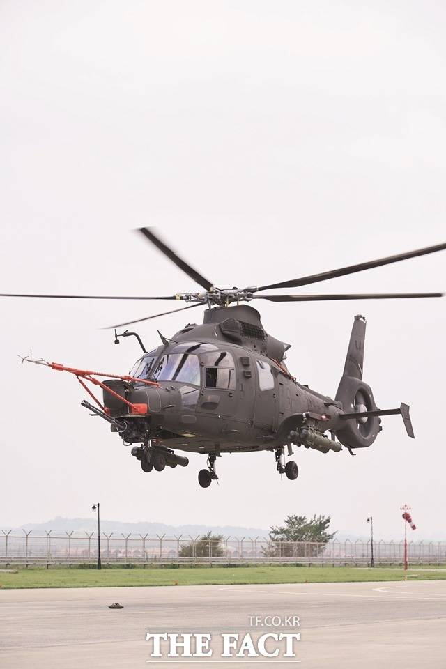 국산 무장통합 기술이 적용된 소형무장헬기(LAH). / KAI 제공