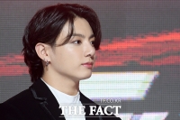 [2020 TMA] 정국, '베일듯한 턱선'