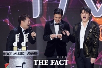  [2020 TMA] '포춘쿠키' 선물 받은 최시원 '문서로 이름이 크게 알려지는 일 생긴다'