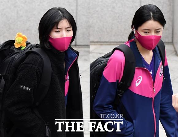 배구선수 이재영(왼쪽)이 고열 증상으로 코로나19 검사를 받았고 자매 이다영도 선제적 차원으로 코로나19 검사를 받고 격리 중이다. /남용희 기자