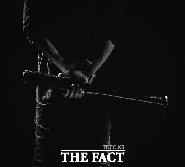 창원의 한 고등학교 야구부 감독이 학부모들로부터 자녀의 진학 명목으로 금품을 요구해 취득한 혐의로 징역형을 선고받았다. /픽사베이