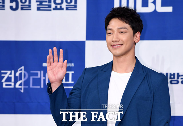 20여 년 전 아버지가 외상으로 구매한 쌀값을 갚으라며 가수 겸 배우 비(본명 정지훈) 부부의 집에 찾아가 소란을 피운 부부에게 벌금형이 선고됐다. /정지훈 기자