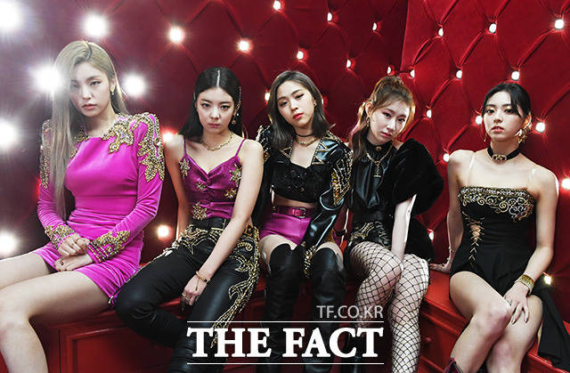 ITZY의 2021년 목표는 팬들과 만날 기회를 많이 만드는 것이다. /배정한 기자