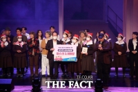  글 못배운 할머니들의 애환 그린 트롯뮤지컬 '순천소녀시대'공연 성황