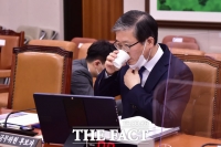 [TF포토] 목타는 변창흠