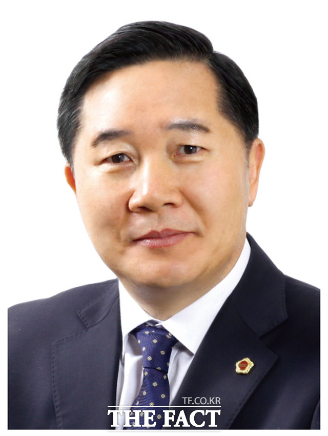 광주시 의회가 어려움을 극복하고 새로운 길을 개척한다는 의미를 갖고 있는 의정목표 사자성어를 선정했다./광주시의회 제공