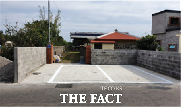 제주시는 도심지 주차난 해소와 차고지증명제의 안정적 정착을 위해 ‘자기차고지 갖기사업’신청을 새해 1월 4일부터 접수한다. / 제주시 제공