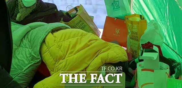 중대재해기업처벌법 제정을 촉구하며 단식에 들어갔던 강은미 정의당 원내대표가 건강상태가 악화돼 응급실로 이송됐다./ 강은미 페이스북