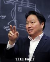  최태원 강조한 ESG 경영…기업들 '2021년엔 선택 아닌 필수'