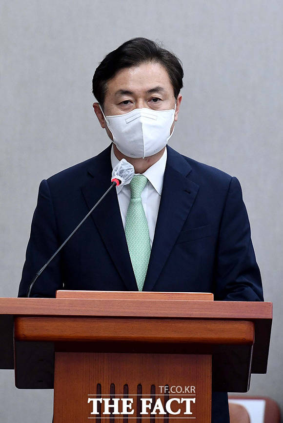 김영춘 국회 사무총장. /더팩트 DB