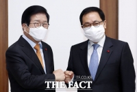 [TF포토] 박병석 국회의장 예방한 유영민