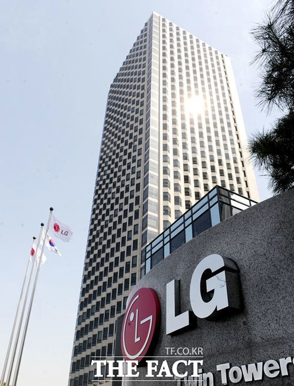 LG전자는 7일 미국 TV 광고·콘텐츠 데이터 분석 스타트업 알폰소에 약 8000만 달러를 투자해 지분 50% 이상을 확보했다고 밝혔다. /더팩트 DB