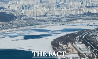 [TF포토] '꽁꽁 얼어버린 한강'