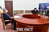 [TF포토] 화상 신년인사회 갖는 문재인-김종인