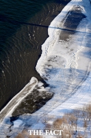 [TF포토] '최강 한파에 얼어버린 한강'