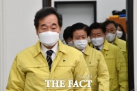 [TF포토] 회의 참석하는 이낙연 대표와 최고위원들