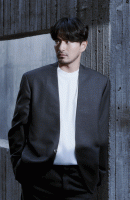  [TF움짤뉴스] 이진욱, '블랙&화이트' 매력 스펙트럼