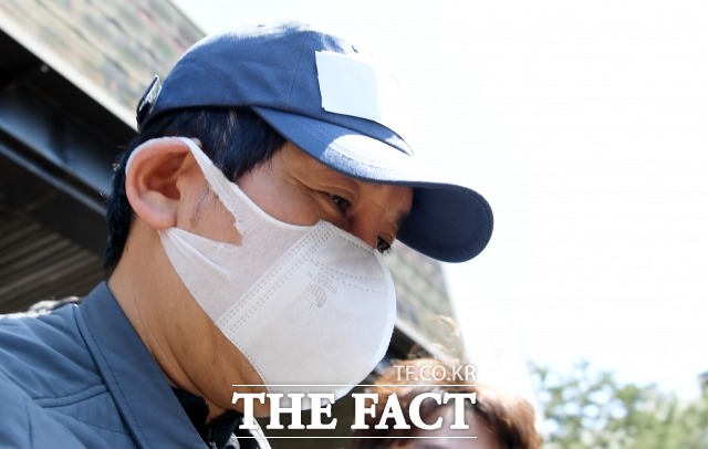 라임자산운용(라임) 사태의 핵심 인물 김봉현(사진) 전 스타모빌리티 회장이 추가로 발부된 구속영장이 부당하다고 주장했지만 법원은 이를 받아들이지 않았다. /임영무 기자