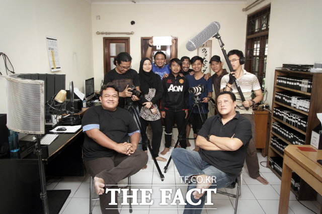 2021 광주인권상 특별상 수상자로 선정된 인도네시아 워치독다큐멘터리메이커 멤버들./5.18기념재단 제공