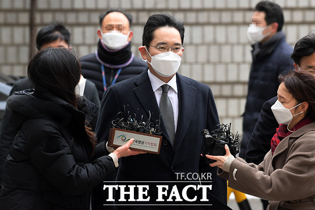 ‘이재용 법적 구속’삼성과 금융계 ‘충격’… ‘한국 경제의 악영향’