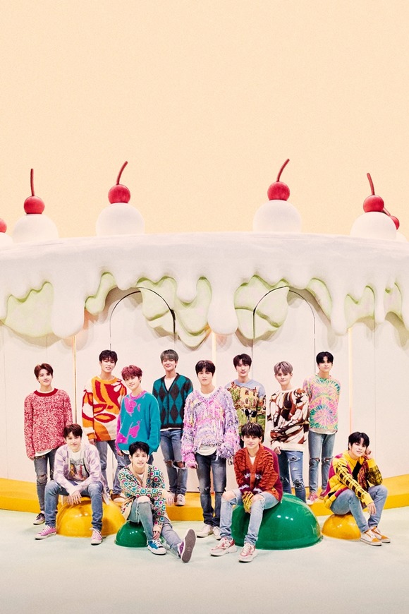 트레저가 데뷔 5개월여 만에 앨범 누적 판매량 100만 장을 돌파했다. /YG 제공