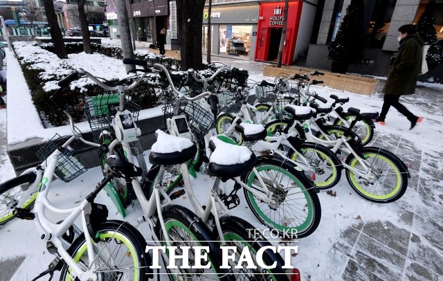 서울시는 지난해 서울시민들의 따릉이 이용이 급증했다고 밝혔다. /이선화 기자