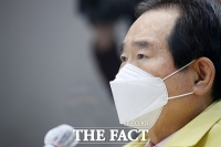  정세균 '100조 손실보상법이라니…보도 저의 의심스럽다'