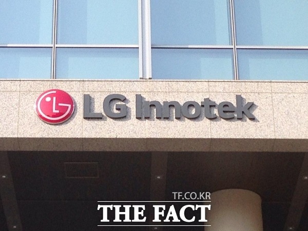 LG이노텍이 지난해 4분기 매출 3조8428억 원, 영업이익 3423억 원을 기록했다. /더팩트 DB