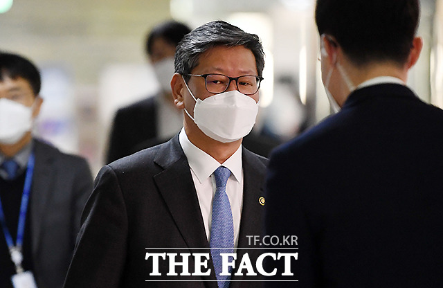 경찰이 이용구 법무부 차관의 택시기사 폭행 의혹과 관련해 공식적으로 사과했다. /이새롬 기자