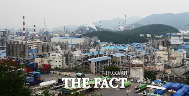 증산 우려와 수요 부진, 정제마진이 정유업 시황 개선에 부정적인 영향을 미칠 것이라는 분석이 나온다. /더팩트 DB