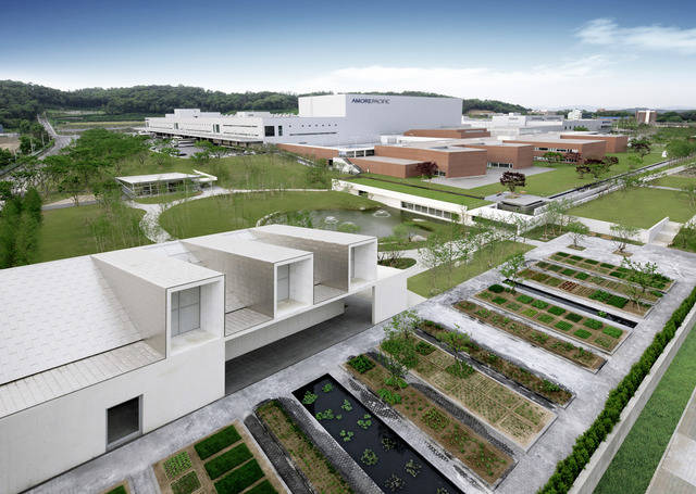 아모레퍼시픽의 아모레 뷰티 파크가 화장품 업계 최초로 환경부의 통합환경허가를 취득했다. /아모레퍼시픽 제공