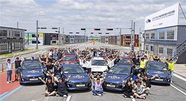 2010년부터 시작된 자율주행 챌린지는 격년으로 개최돼 올해 6회째를 맞았다. 사진은 2019년도 자율주행자동차 경진대회 모습. /서울시 제공