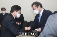 [TF포토] 이낙연 대표 찾은 원희룡 제주지사