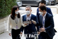 [속보] '조국 아들 인턴 의혹' 최강욱 1심 집행유예